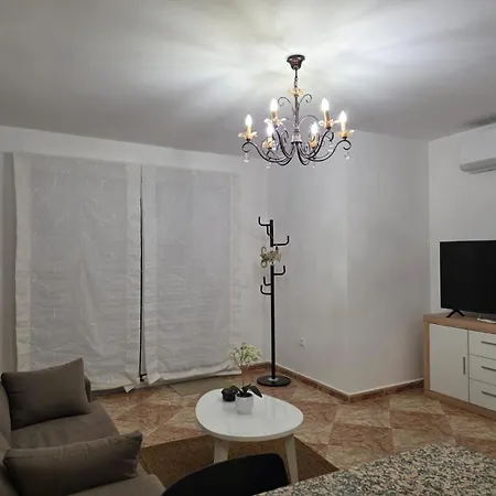 Apartament Gara Atico Vv
